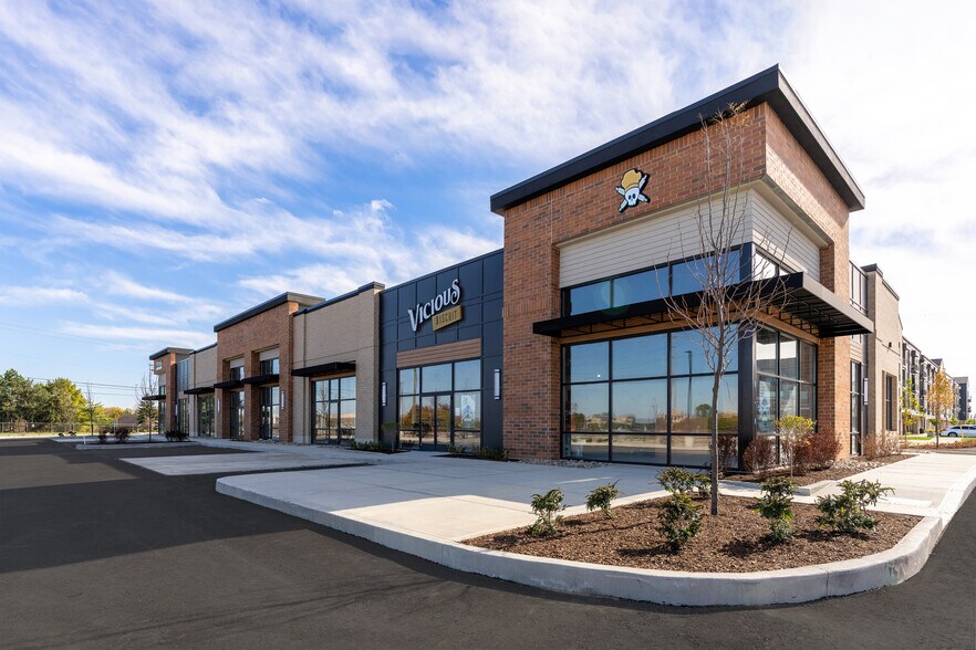 More Photos Of 8711 106th St, Fishers General Retail For Sale