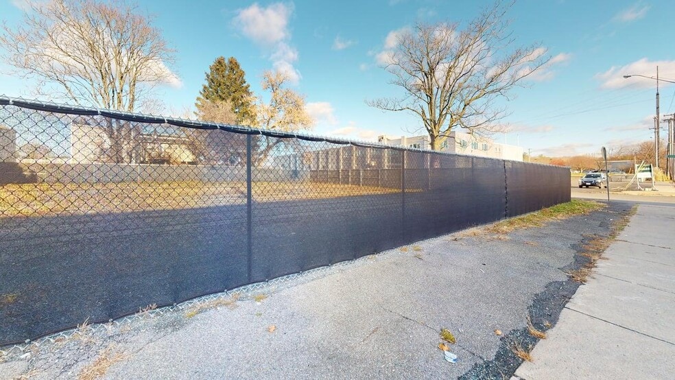 More Photos Of 17 Erie St, Albany Warehouse For Lease
