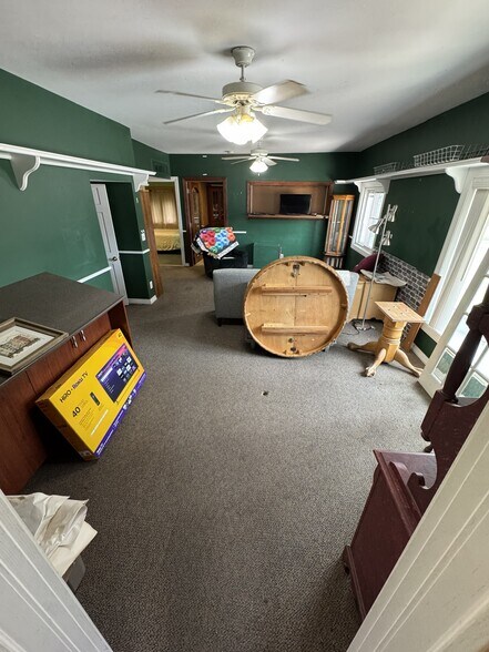 More Photos Of 1122-1128 Eureka Rd, Wyandotte Storefront Retail Office For Sale