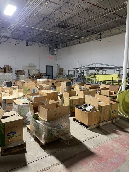 More Photos Of 1341 Hughes Ford Rd, Frederick Light Manufacturing For Sale
