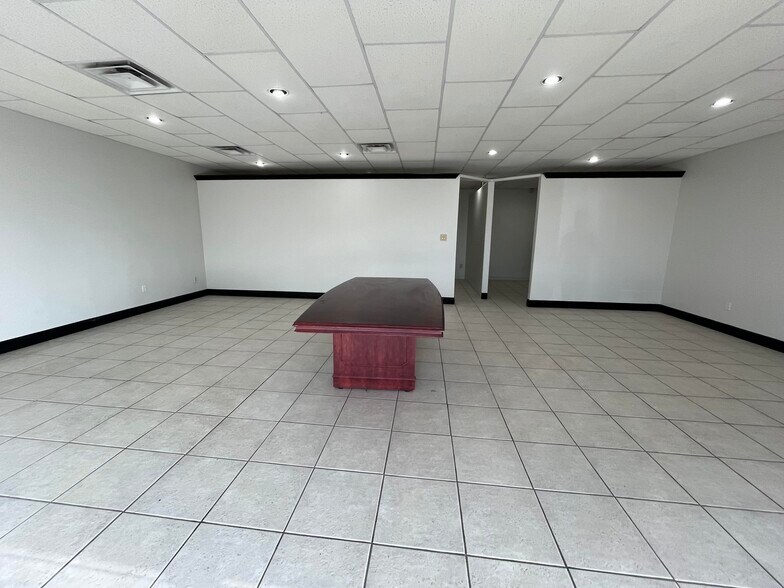 More Photos Of 2810 Louetta Rd, Spring Unknown For Lease