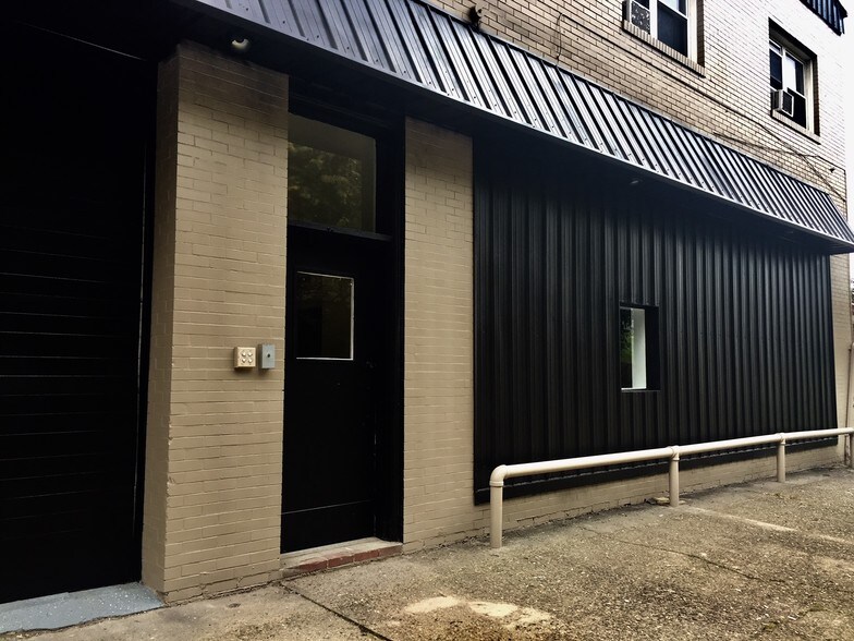 More Photos Of 414 E Lincoln Ave, Mc Donald Warehouse For Sale