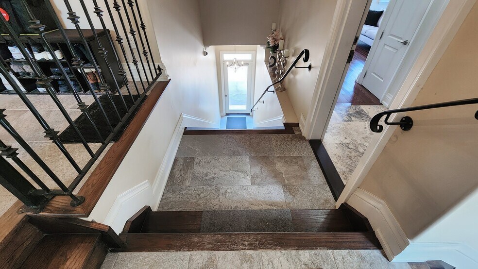 More Photos Of 42 Somerville St, Whitchurch-Stouffville Specialty For Sale