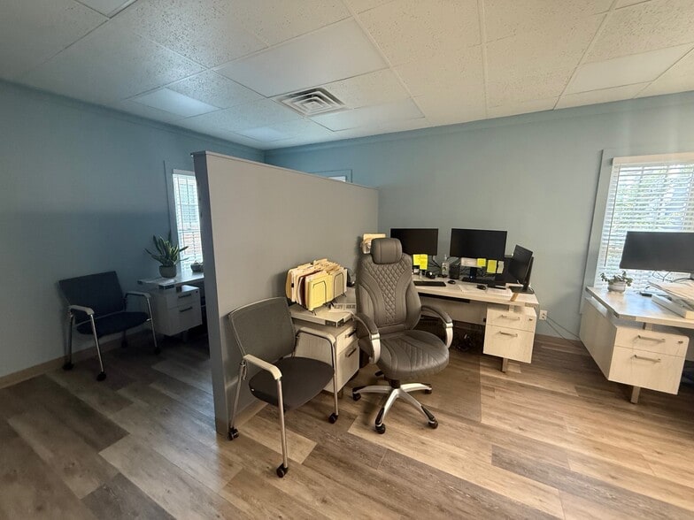 More Photos Of 8525 Dunwoody Pl, Atlanta Office For Sale