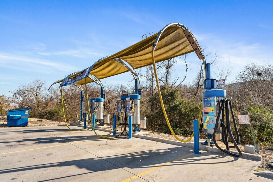 More Photos Of 2876 Green Mountain Dr, Branson Carwash For Sale
