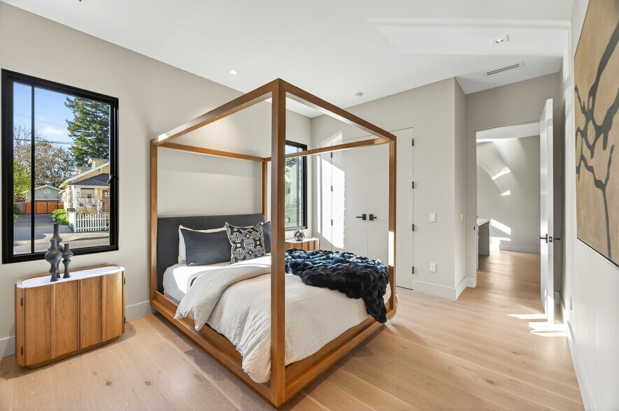 More Photos Of 585 Riverside Drive, Napa Multifamily For Sale