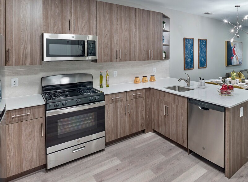 More Photos Of 307 W Elizabeth Ave, Linden Apartments For Lease