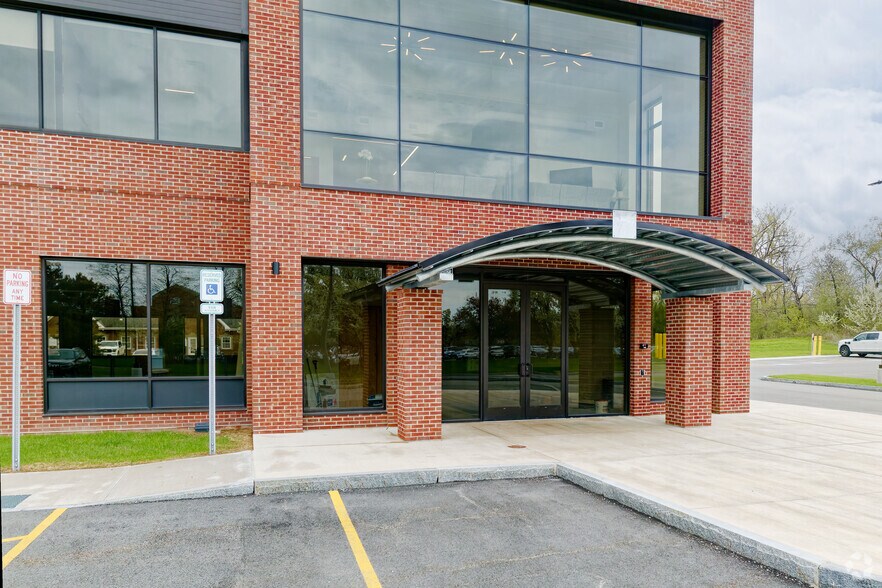 More Photos Of 120 Marina Dr, Rochester Medical For Lease