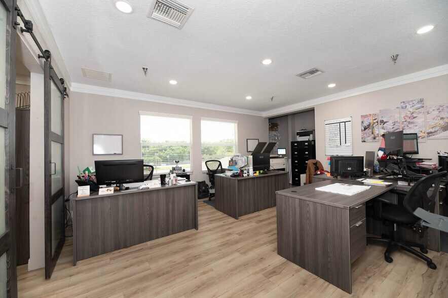 More Photos Of 531 S SR 434, Altamonte Springs Office For Sale