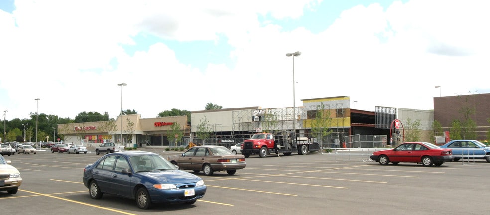 More Photos Of 7951 Calumet Ave, Munster Storefront For Lease