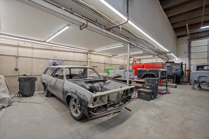 More Photos Of 747 E Highway 193, Layton Showroom For Sale