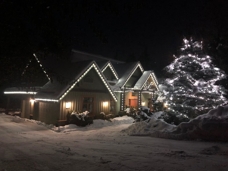 More Photos Of 3012 Alpine Cres, Whistler Hospitality For Sale