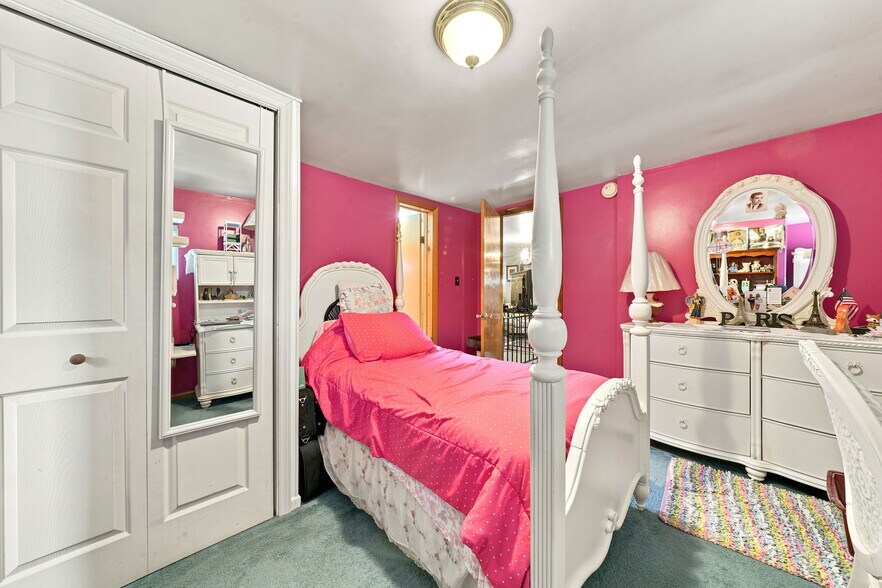 More Photos Of 557 Unity Center Rd, Pittsburgh Funeral Home For Sale