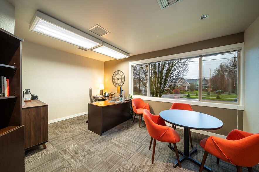 More Photos Of 1400 Broadway, Bellingham Office For Lease