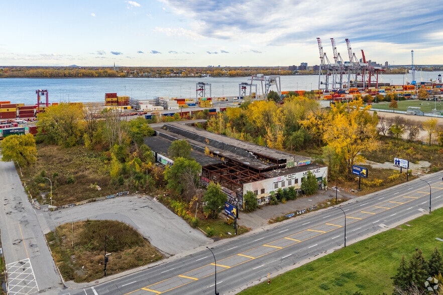 More Photos Of 4650 Notre-Dame E, Montréal Industrial For Sale