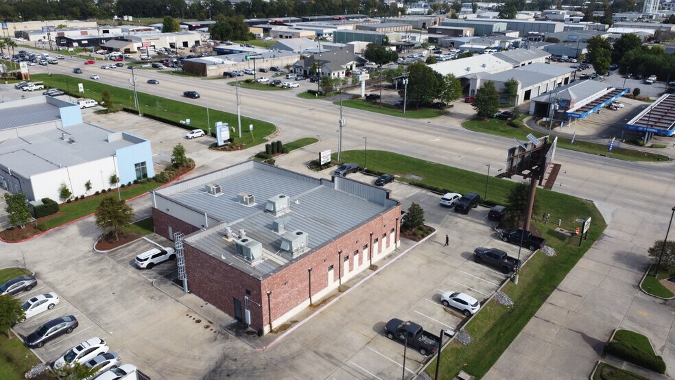 More Photos Of 6212 Siegen Ln, Baton Rouge Storefront For Sale