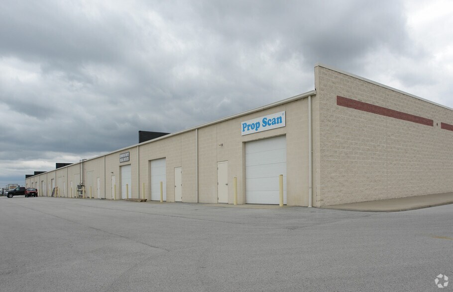 More Photos Of 2401 Sawmill Pky, Huron Light Manufacturing For Lease