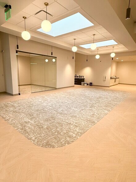 More Photos Of 4415 Marburg Ave, Cincinnati Office For Lease