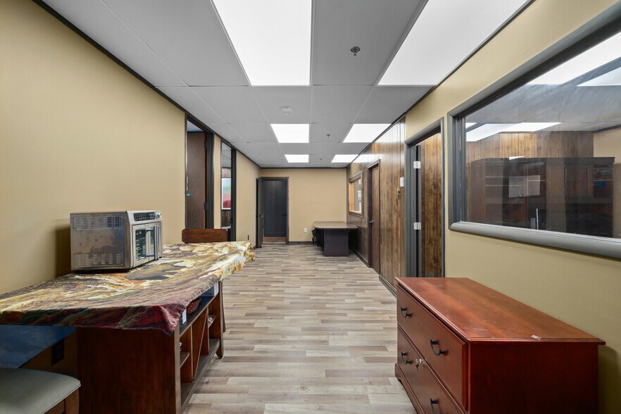 More Photos Of 233 E Bay St, Jacksonville Office For Sale