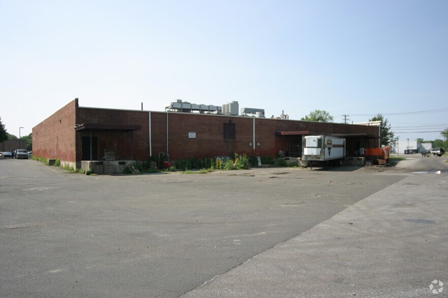 More Photos Of 1015-1067 Route 112, Port Jefferson Station Unknown For Lease