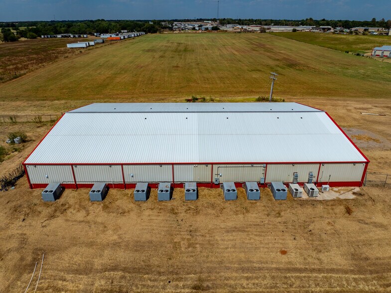 More Photos Of 4295 Banner Rd, Noble Storefront For Lease