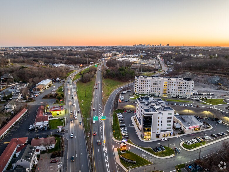 More Photos Of 1565 Broadway, Saugus Apartments For Lease