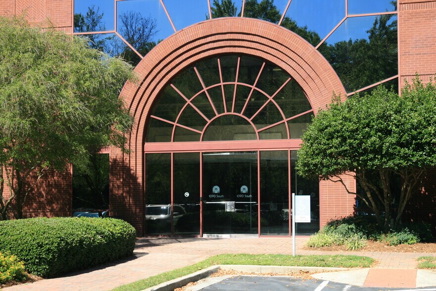 More Photos Of 1090 Northchase Pky SE, Marietta Loft Creative Space For Sale