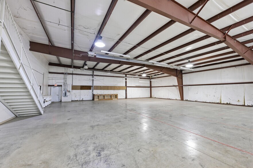 More Photos Of 602 S Michigan Ave, Joplin Freestanding For Lease