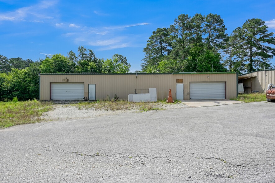 More Photos Of 2745 Interstate 45 S, New Waverly Manufacturing For Sale
