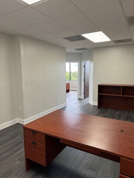 More Photos Of 3000 Gulf To Bay Blvd, Clearwater Medical For Lease