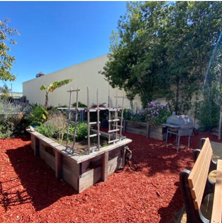 More Photos Of 1050-1066 47th Ave, Oakland Apartments For Lease