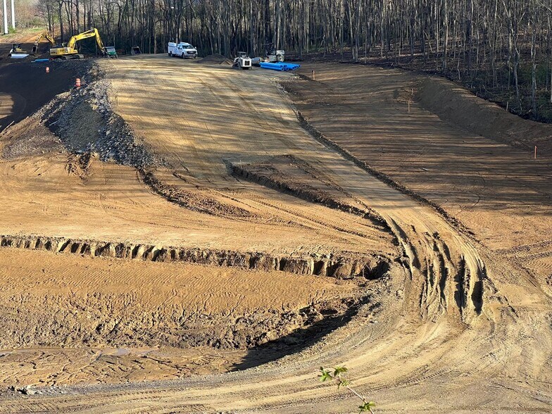 More Photos Of McGuffey Dr, East Liverpool Land For Lease