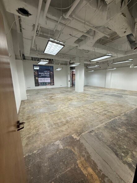 More Photos Of 900 17th St NW, Washington Office For Lease