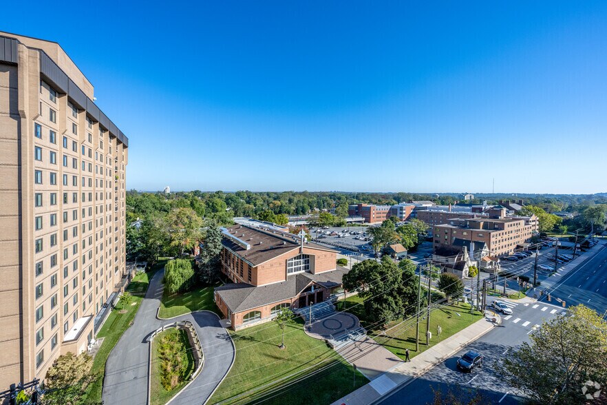 More Photos Of 4520 East West Hwy, Bethesda Office For Lease