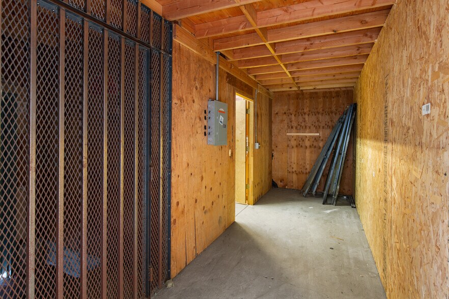 More Photos Of 2534 Magnolia St, Oakland Manufacturing For Sale