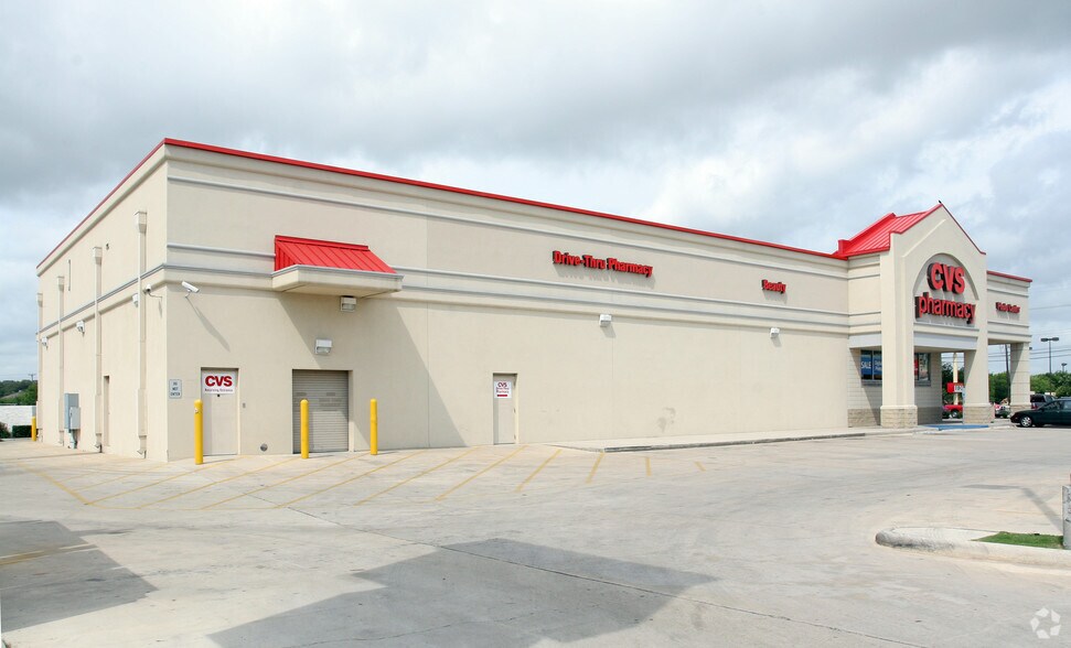 More Photos Of 9285 Culebra Rd, San Antonio Drugstore For Lease