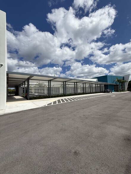 More Photos Of 101 NW 12th St, Pompano Beach Medical For Lease