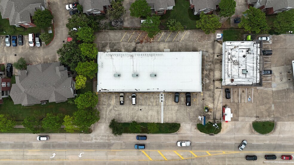 More Photos Of 3985 Underwood Rd, La Porte General Retail For Sale