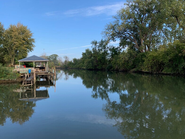 More Photos Of 14011 Laplaisance Rd, Monroe Freestanding For Sale