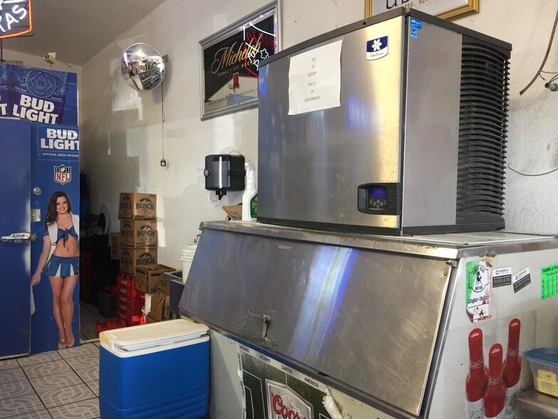 More Photos Of 501 S Darrington Rd, Horizon City Freestanding For Sale