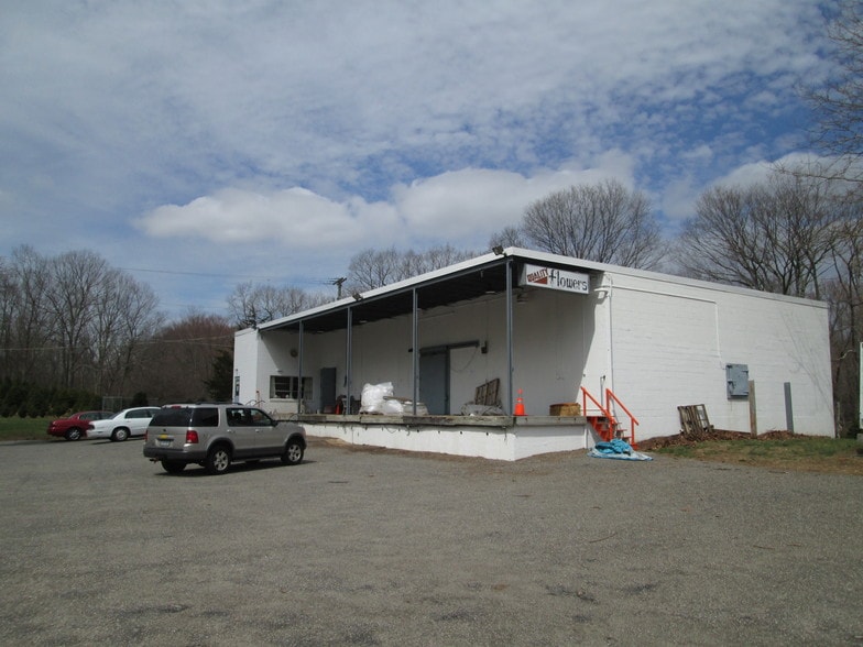 Primary Photo Of 11 Bunker Hill Rd, Andover Warehouse For Sale
