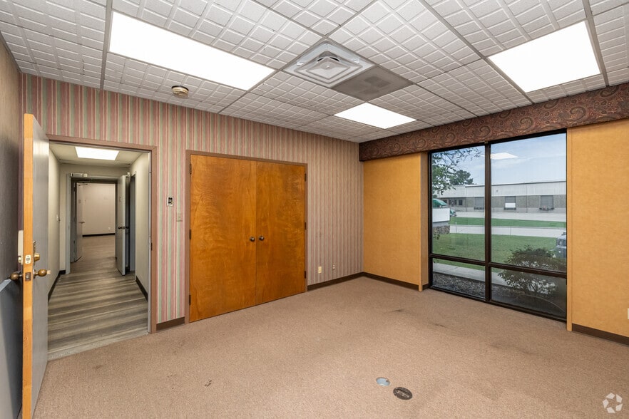 More Photos Of 3904 Ayers Rd, Fort Smith Warehouse For Sale