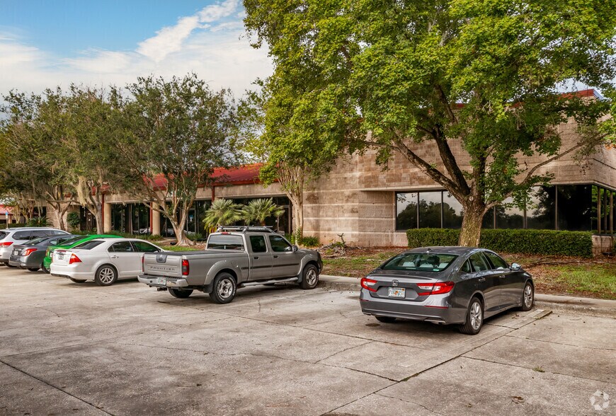 More Photos Of 4900 Creekside Dr, Clearwater Unknown For Lease