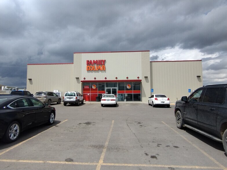 More Photos Of 1980 Roosevelt Hwy, Shelby Department Store For Sale