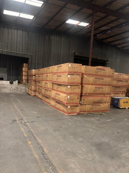 More Photos Of 1333 Haines St, Jacksonville Warehouse For Lease