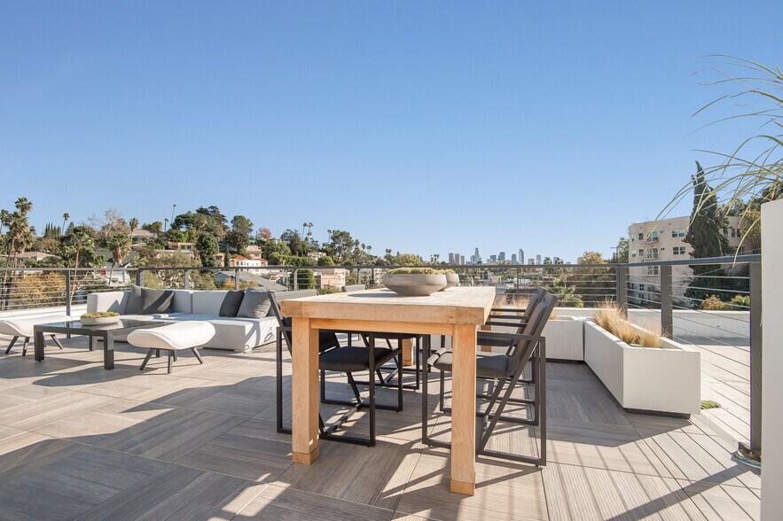 More Photos Of 3400 W Sunset Blvd, Los Angeles Apartments For Lease