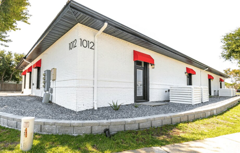 More Photos Of 1012 Airport Rd, Destin Office Residential For Sale