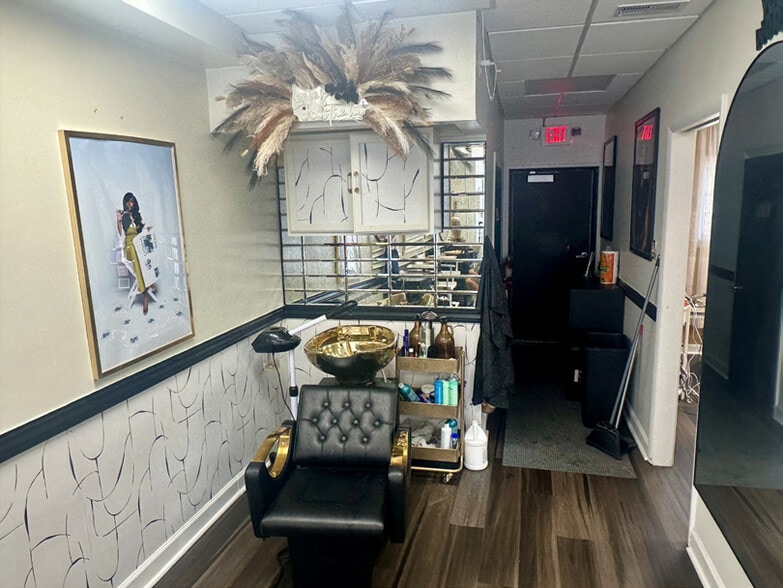 More Photos Of 26801 Harper Ave, Saint Clair Shores Storefront Retail Office For Lease