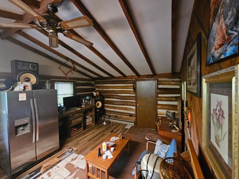 More Photos Of 853 Fairview Rd, Howard Apartments For Sale