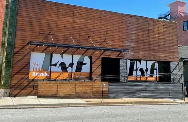 More Photos Of , Saint Louis Office For Sale